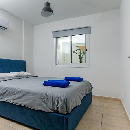 Olympia Flat 104 Apartment Larnaca Exterior photo